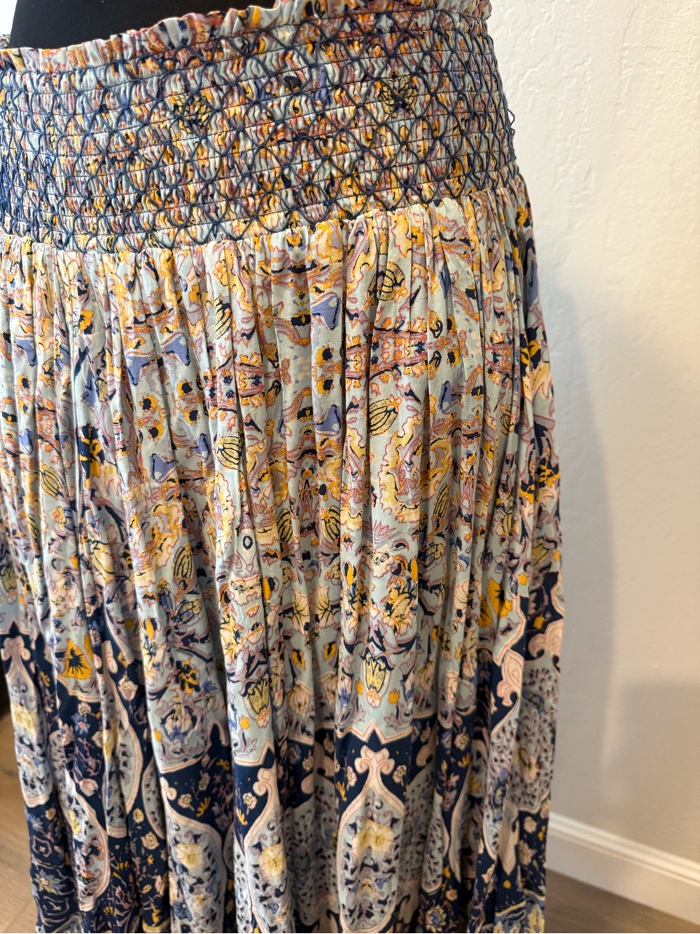 Free people Boho Floral Pleated Maxi Skirt - Navy & Cream colors - Picture 3 of 5